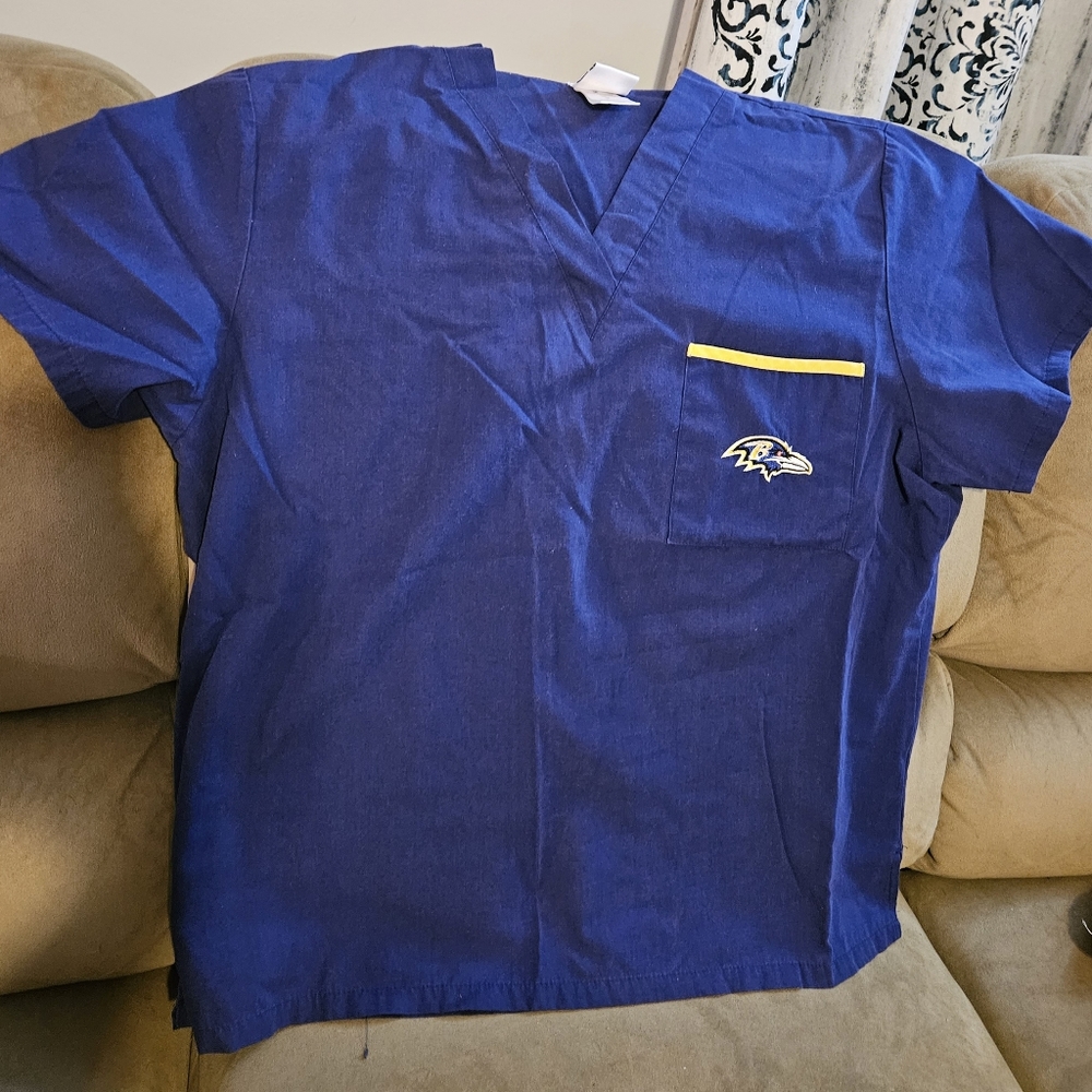 Ravens Scrub top